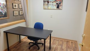 Lindstrom Office Center - Private Office Space